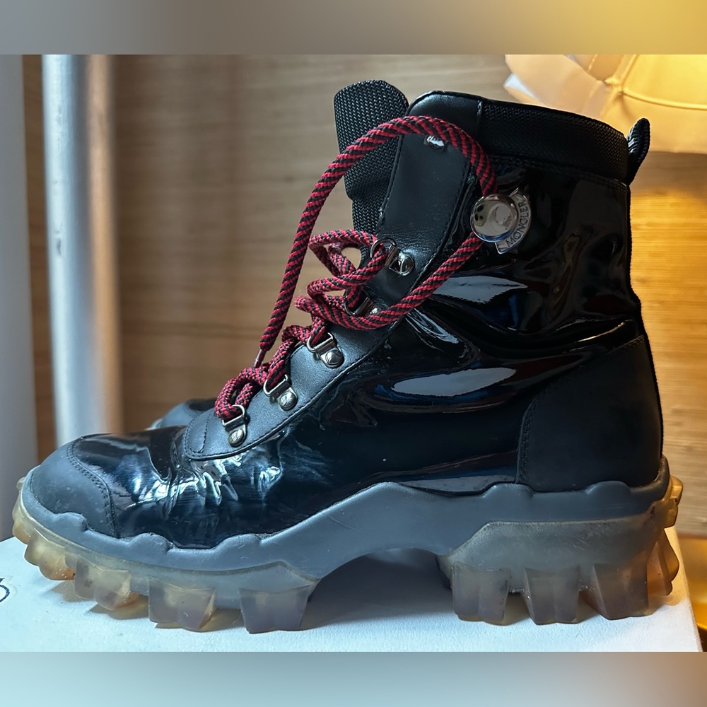 Moncler Helis boot